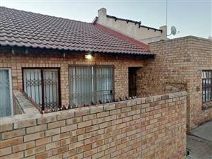 2 bedroom Penina Park