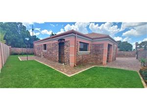 House Rental Monthly in Rothdene
