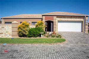 House For Sale in Morningside