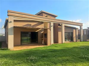 Charming Three-Bedroom Family Home in Bergsig – Space, Comfort & Security in One!