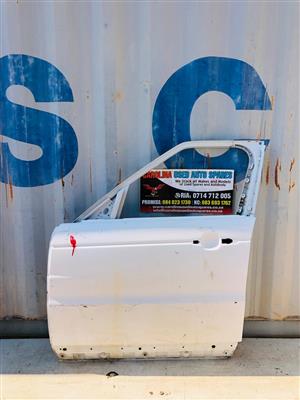 Range Rover sport left front door taking door beading (2015-2020)