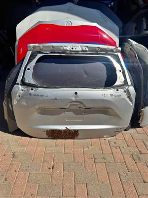 Mahindra XUV500 Boot Lid Tailgate Door