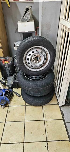 Rims and tyres for sale