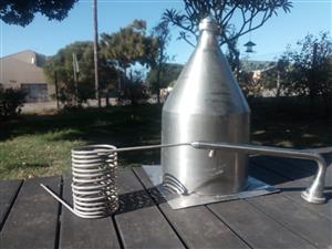 Distil kettle. Stainless steel, 20 liters.