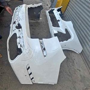 BMW X7 Go7 front bumper and rear bumper for sell in good condition nice and clean