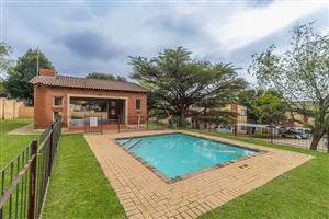 Apartment For Sale in Willowbrook