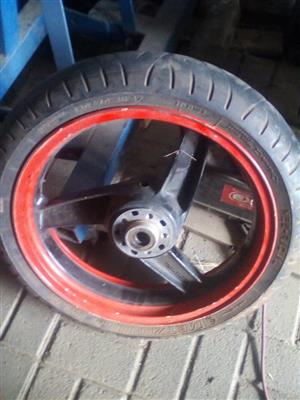 lot of zzr1100 parts , no moters, no cranks