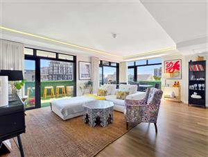 Apartment For Sale in Sea Point
