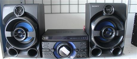 SONY HCD-M40D SURROUND HOME THEATER SOUND SYSTEM WITH REMOTE S065233A