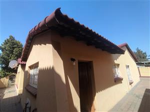 Investment Opportunity in Pretoria North! Spacious Family Home with Income Potential! 🏡