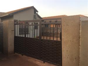 2 Bedroom House for sale - Protea Glen ext 11, Soweto