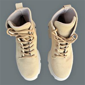 Ladies Beige Chunky Lace-Up Boots Size 5