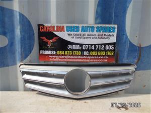 Mercedes Benz W204 C-class radiator grill (no badge) (2008-2014)