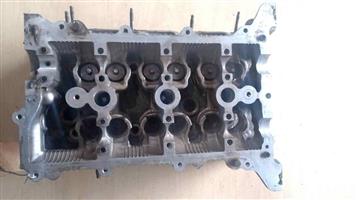 Renault sandero h4ba cylinder head