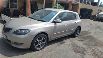 2008 MAZDA 3 HATCH BACK FOR SPARES