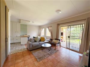 Attractive Low-maintenance Simplex in Mint Condition