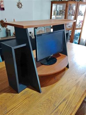 Computer monitor stand