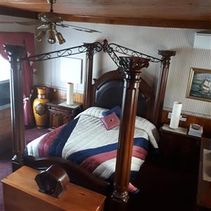 This is a 5 piece Four Poster bed  with carved bedside pillars  CANADIAN WALNUT 