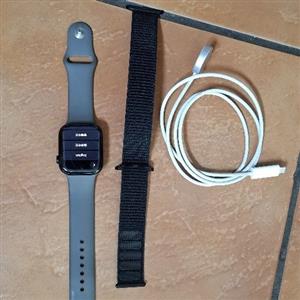 Apple watch series 9,wifi + cellular LTE 45mm