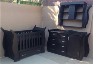 Sleigh Cot and Compactum Sur 14 