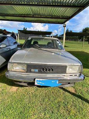 Audi 100 5S 1981
