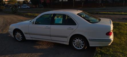 Mercedes e240