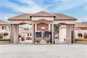 Townhouse For Sale in Noordheuwel