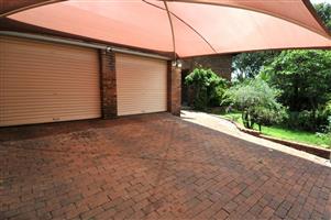 House For Sale in Waterkloof Glen