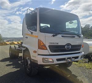 T860- 2007- HINO 500-1726 TRUCK TRACTOR