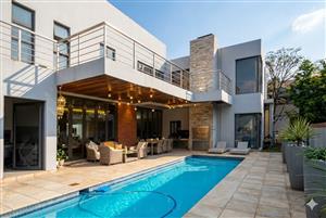 House For Sale in Thornhill Estate