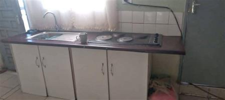 1 Bedroom Cottage to Let in Kensington, Johannesburg