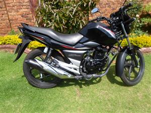 2015 Suzuki GS 150cc.