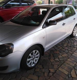 Polo hatchback, 2014 in excellent all round condition 