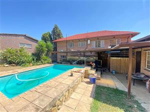 House For Sale in Mondeor