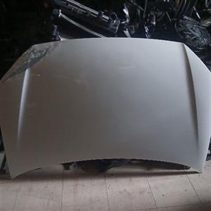 polo vivo bonnet 