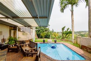 Townhouse For Sale in Warner Beach