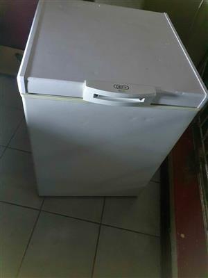 146ltrs and 210ltrs chilller, fridge or deep freezers for sale  Very good 2nds