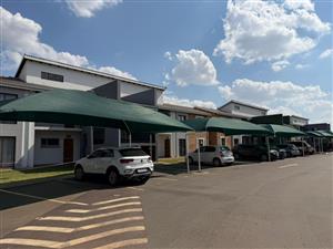 2 Bedroom Flat for sale in Protea Glen