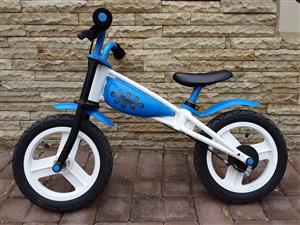 jd bug balance bike