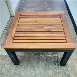Coffee / Side Table 