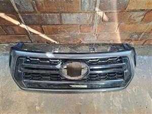 2017 - 2020 TOYOTA HILUX GD-6 FRONT BUMPER 