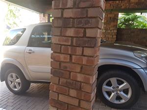 Rav 4 manual 1.8 two door