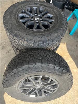 Ford Raptor NEW GEN 17” Mag Rims (With Used Tyres