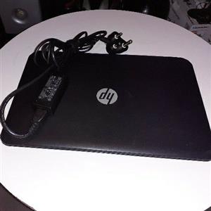 Selling hp in excellent Condition 