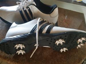  ADIDAS TRAXION LITE GOLF SHOES WORN ONLY ONCE 4 SALE SIZE 8.5 UK, 9 US. 