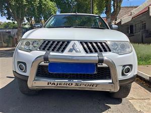 2010 Mitsubishi Pajero Sport 3.0 4x4 7 seats Automatic