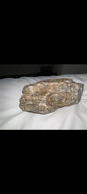 5 KG of highly mineralized GOLD/PLATINUM/SILVER 