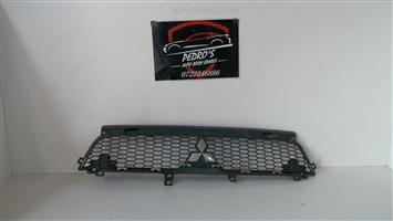 Mitsubishi Outlander Grille