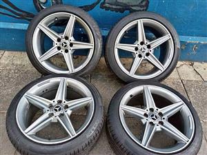 Mercedes AMG mag wheels with runflat tyres for sell wide & narrow 18 inches 5 X 112 pcd 