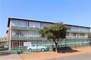 Apartment Rental Monthly in Queenswood